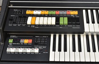 Hohner-GP93 organ with 'Arrangeur' etc..